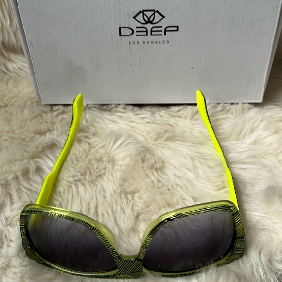 DEEP LA DPLS Sunglasses Sunnies w/ Origami Case + Free Tote! - Picture 7 of 16